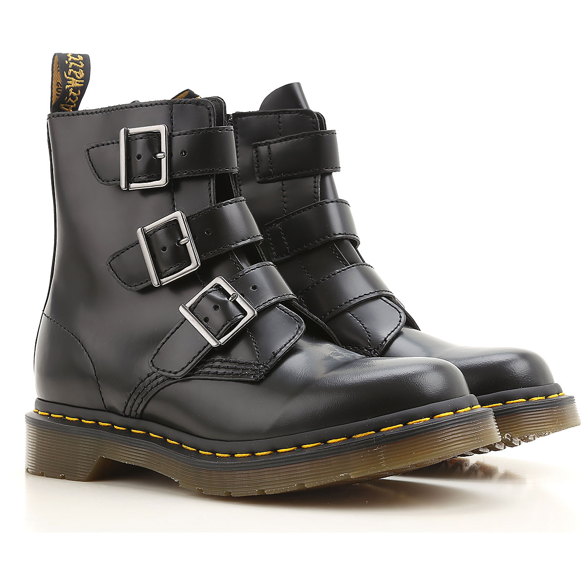 dr.-martens-womens-shoes_drmtswsh-blake1366500113665001-large-1